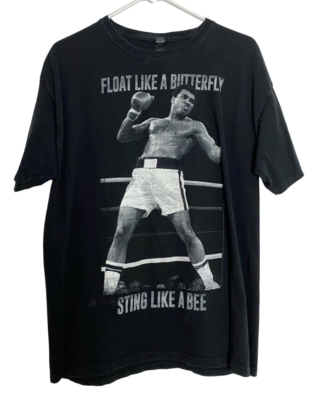 Muhammad Ali Tee Tshirt Mens Unisex Size Large Float Like A Butterfly Sting Bee
